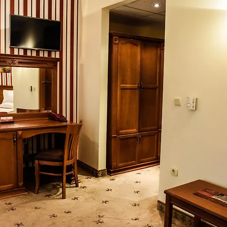 Karolina Hotel Słoneczny Brzeg