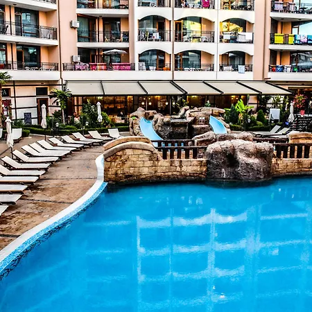 Karolina Hotel