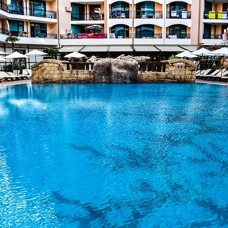 Karolina Hotel