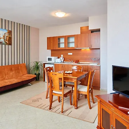 Karolina Szálloda Napospart