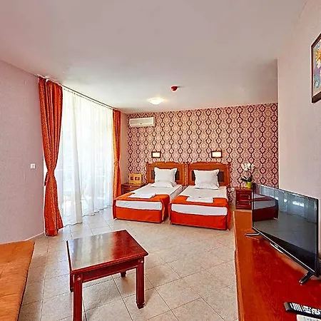 Hotel Karolina 4*