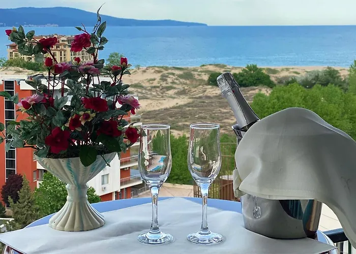 ホテル Karolina サニービーチ