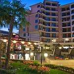 卡罗丽娜酒店 4* 阳光海滩
